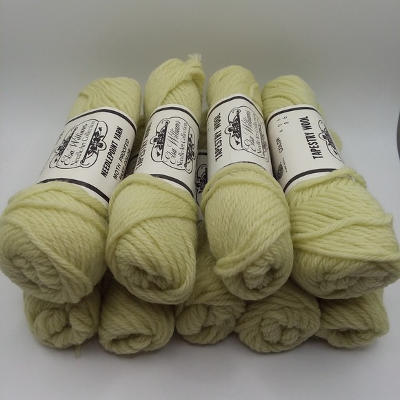 9 Elsa Williams 40 Yd Skeins Tapestry Wool Needlepoint Yarn Color Green 406 VTG - Picture 2 of 6